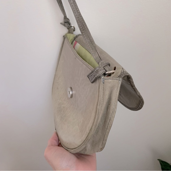 Unbranded, distressed grey genuine leather bag in XS - Picture 6 of 16